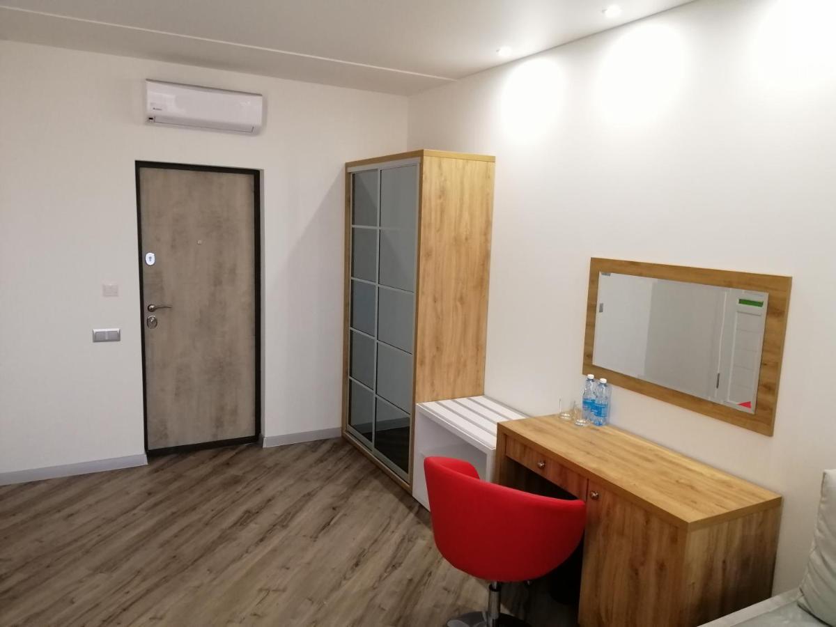 Guest House Bar  Bagian luar foto